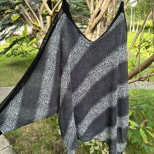 Women’s cheetah print blouse